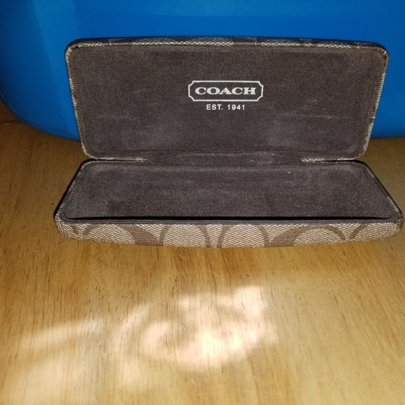 Coach glass case - Picture 2 of 2